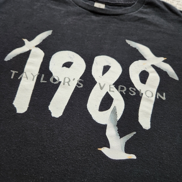 Taylor Swift 1989 Taylor's Version Tshirt Sz M - Picture 5 of 6
